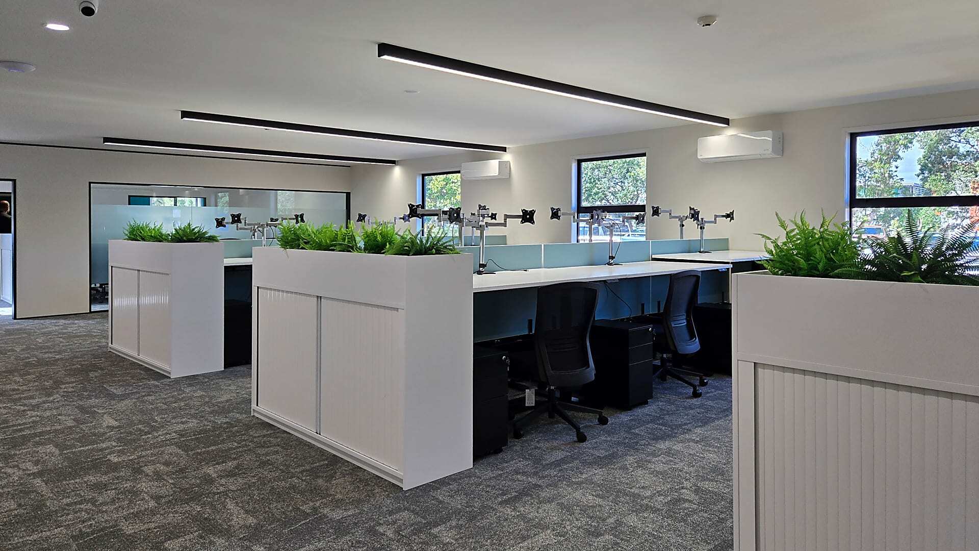 Interior_Photo_ 16_9_Complete_683679